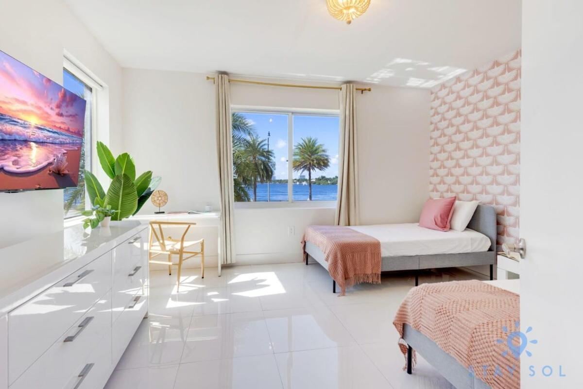 Free Parking, Bay View, Pool, Step To Beach Hollywood Exterior foto